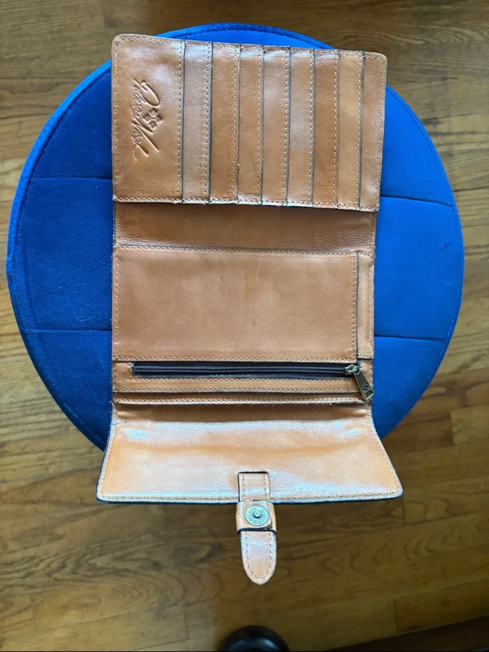 Patricia Nash Tan Floral Tooled Leather Studded Wallet - Picture 2 of 9